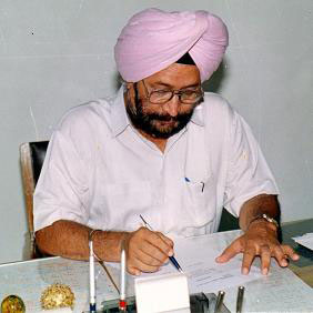 Dr Agyajit Singh