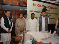 Lok Sabha Speaker Smt. Meira Kumar after inaugurating a Blood Donation camp in Parliament House Annexe on 26 November 2009 to mark the first anniversary of Mumbai terrorist attack