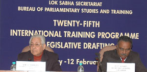 Soli Sorabjee, former Attorney General of India, addressing the participants of the 25th International Training Programme in Legislative Drafting, organised by the Bureau of Parliamentary Studies and Training of the Lok Sabha Secretariat in Parliament Library Building on January 13, 2010. Also seen in the photograph is Lok Sabha Secretary-General P.D.T. Achary