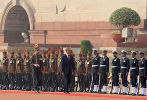 Obama inspecting the Guard of Honour