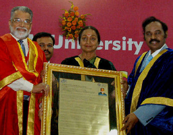 Meira asks students to strive for social change