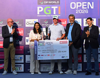 Champion MJ Daffue (centre) receives the trophy and cheque from Ms. Monal Srivastava, Senior Vice President &ndash; People &ndash; Subcontinent Region, DP World (2nd from left) and Mr. Amandeep Johl, CEO, PGTI (2nd from right). The other dignitaries seen in the picture are Mr. Davide Lantos, Tournament Director, HotelPlanner Tour (extreme left) and Mr. Rishi Mattu, Head, Classic Golf & Country Club (extreme right)
